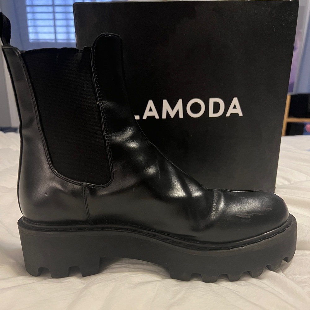 Lamoda Black Chelsea Platform Boots